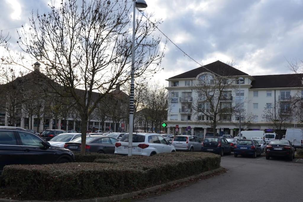 Hsh France Location Disney Land Paris - Suite Nicolas - Appartement De Charme Бюссі-Сен-Жорж Екстер'єр фото