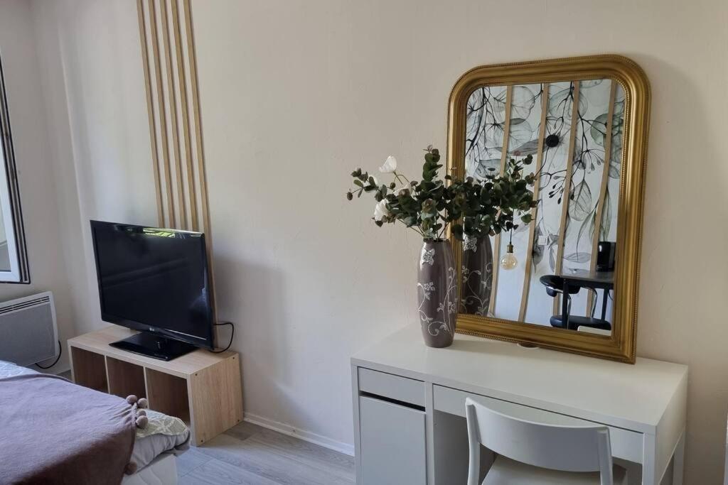 Hsh France Location Disney Land Paris - Suite Nicolas - Appartement De Charme Бюссі-Сен-Жорж Екстер'єр фото