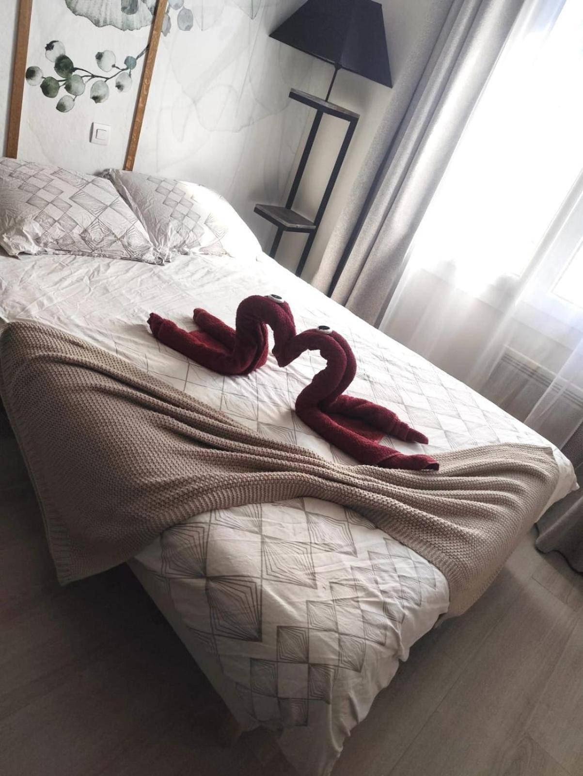 Hsh France Location Disney Land Paris - Suite Nicolas - Appartement De Charme Бюссі-Сен-Жорж Екстер'єр фото